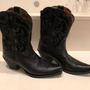 Ariat Cowboy boots